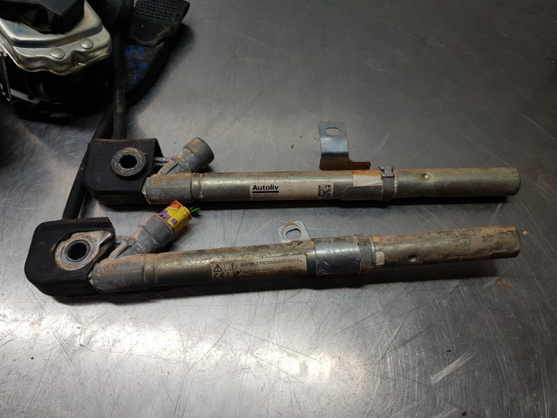 Recambio de kit airbag para seat arona style referencia OEM IAM 6F1857005H 6F0880201AN 6F0880204E