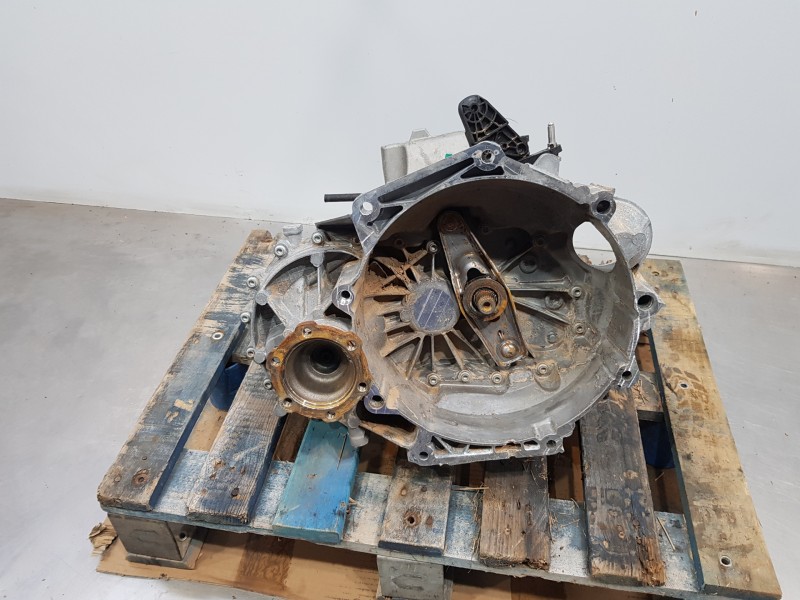 Recambio de caja cambios para seat arona style referencia OEM IAM VGS AJ300044E 