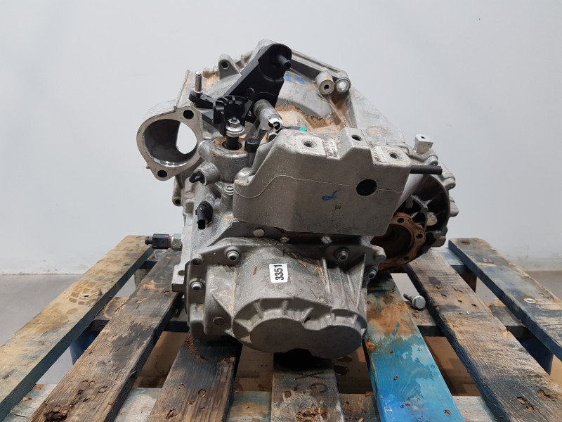 Recambio de caja cambios para seat arona style referencia OEM IAM VGS AJ300044E 