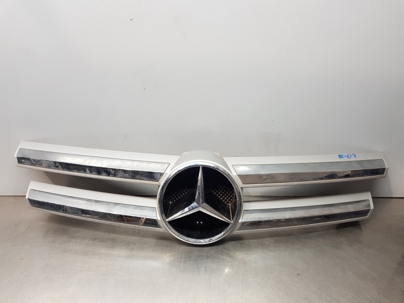 Recambio de rejilla delantera para mercedes clase gl (x164) 4-matic referencia OEM IAM   