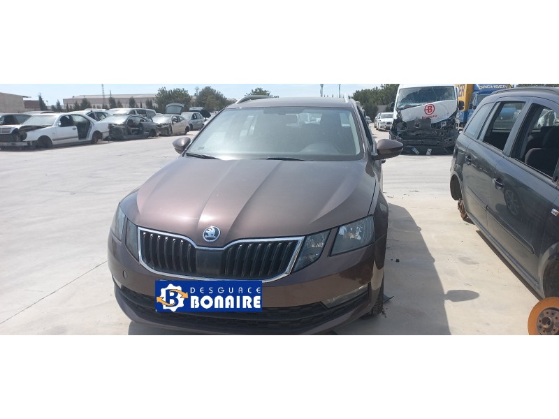 skoda octavia lim. (5e3) del año 2017