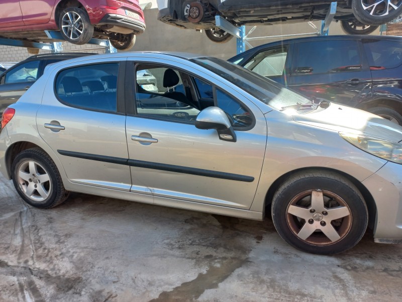 peugeot 207 del año 2008