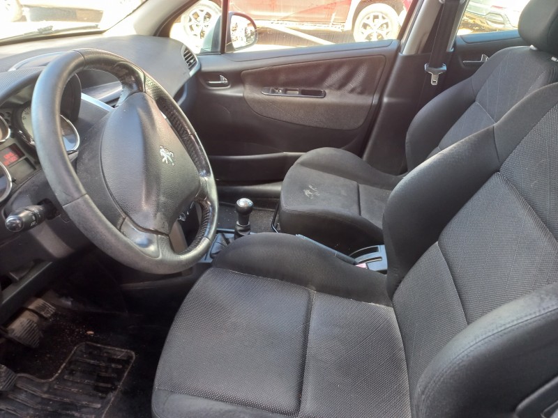 peugeot 207 del año 2008