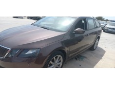 skoda octavia lim. (5e3) del año 2017 2