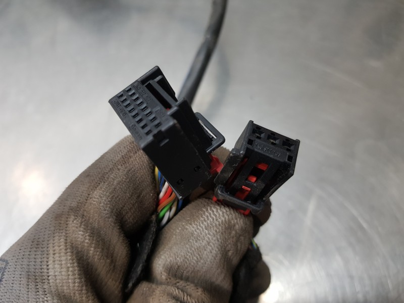 Recambio de retrovisor izquierdo para volkswagen golf viii lim. (cd1) bluemotion referencia OEM IAM 5H1857507AG  