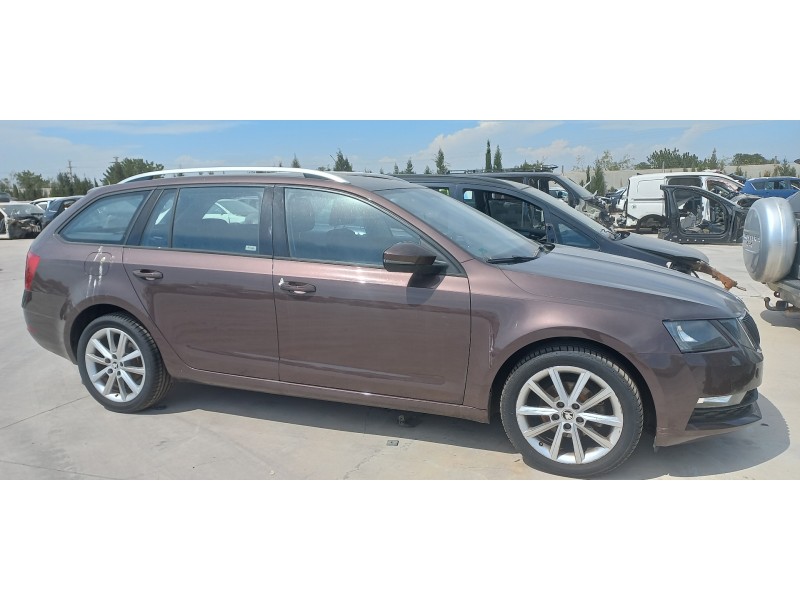 skoda octavia lim. (5e3) del año 2017