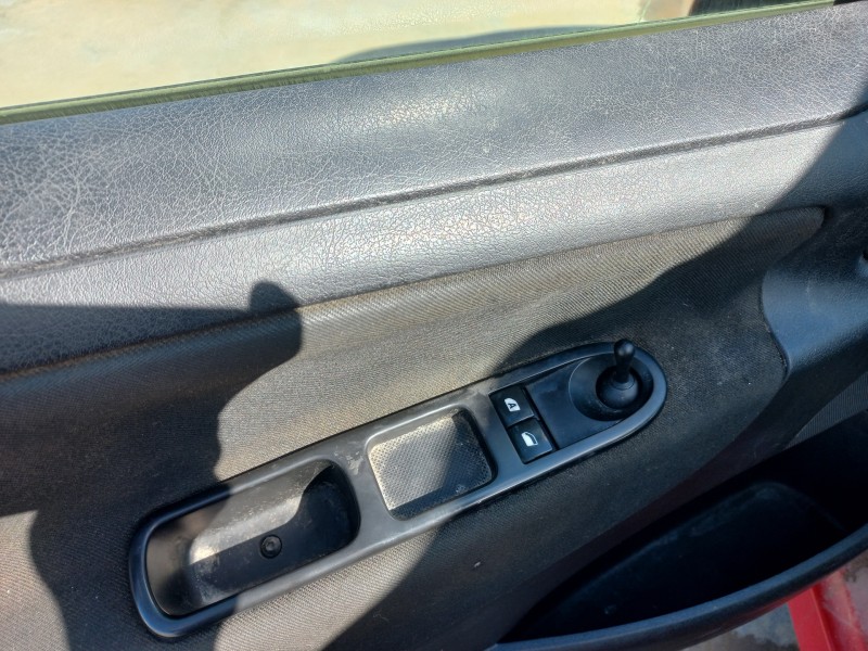 peugeot 207 del año 2008