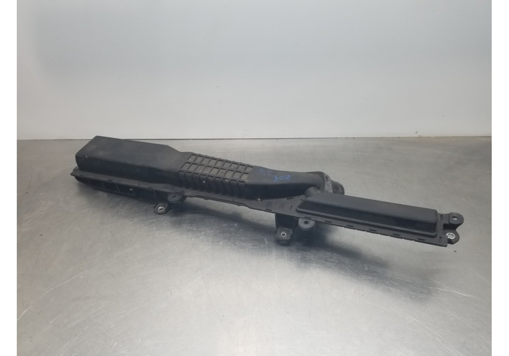 Recambio de filtro aire para toyota corolla touring sports (e21) hybrid referencia OEM IAM 17751F2050  