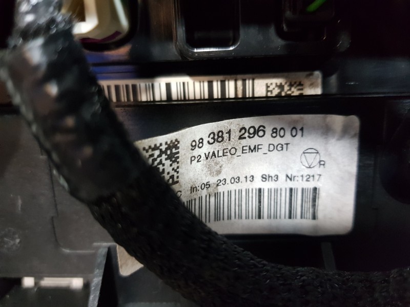 Recambio de pantalla multifuncion para peugeot 2008 (p2) allure puretech referencia OEM IAM 9838129680  