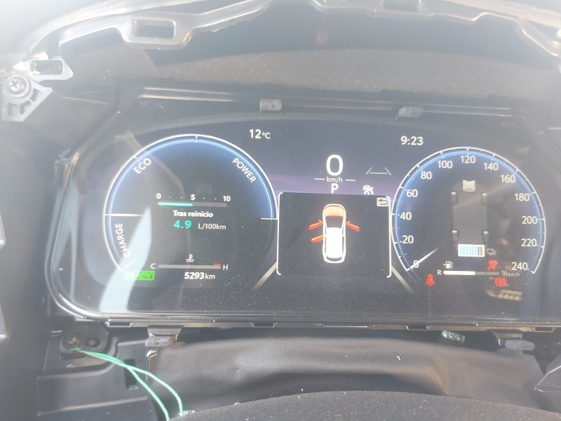 toyota corolla touring sports (e21) del año 2023