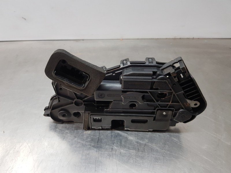 Recambio de cerradura puerta delantera izquierda para volkswagen golf viii lim. (cd1) bluemotion referencia OEM IAM 5TB837015C  