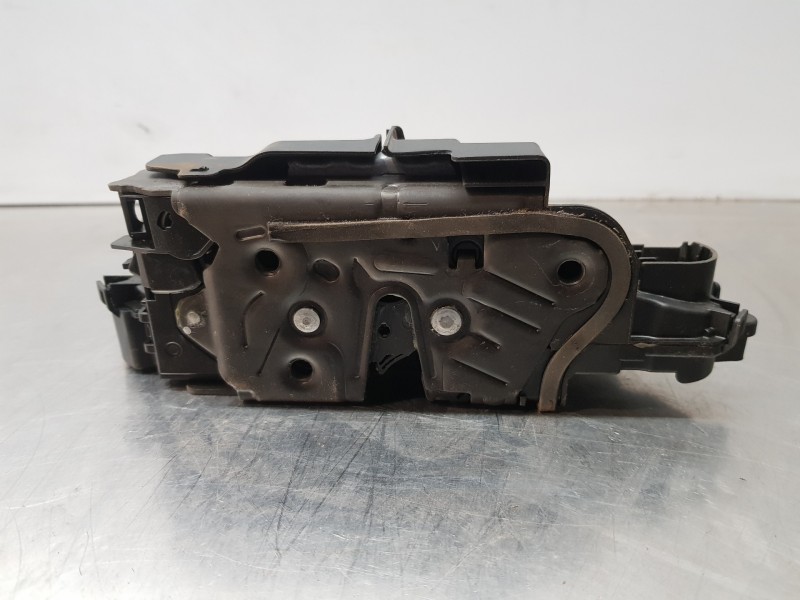 Recambio de cerradura puerta delantera izquierda para volkswagen golf viii lim. (cd1) bluemotion referencia OEM IAM 5TB837015C  