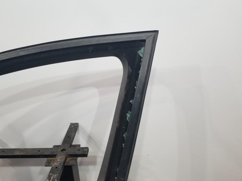 Recambio de puerta delantera izquierda para opel meriva b enjoy referencia OEM IAM   
