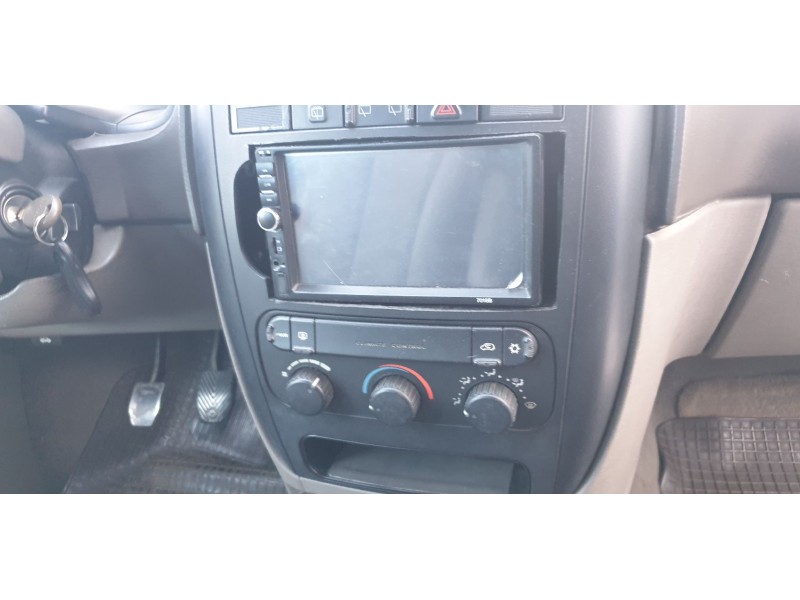 chrysler voyager (rg) del año 2003