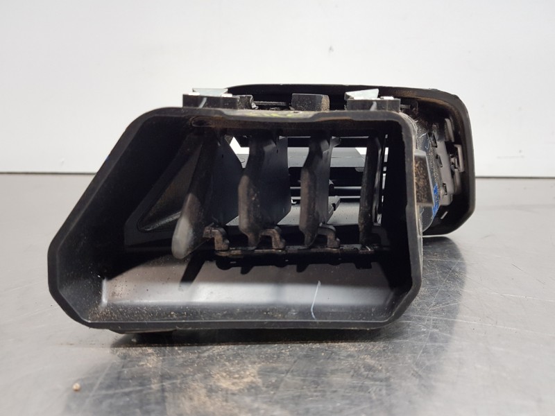 Recambio de rejilla aireadora para peugeot 2008 (p2) allure puretech referencia OEM IAM 98283683DX 9823459480 