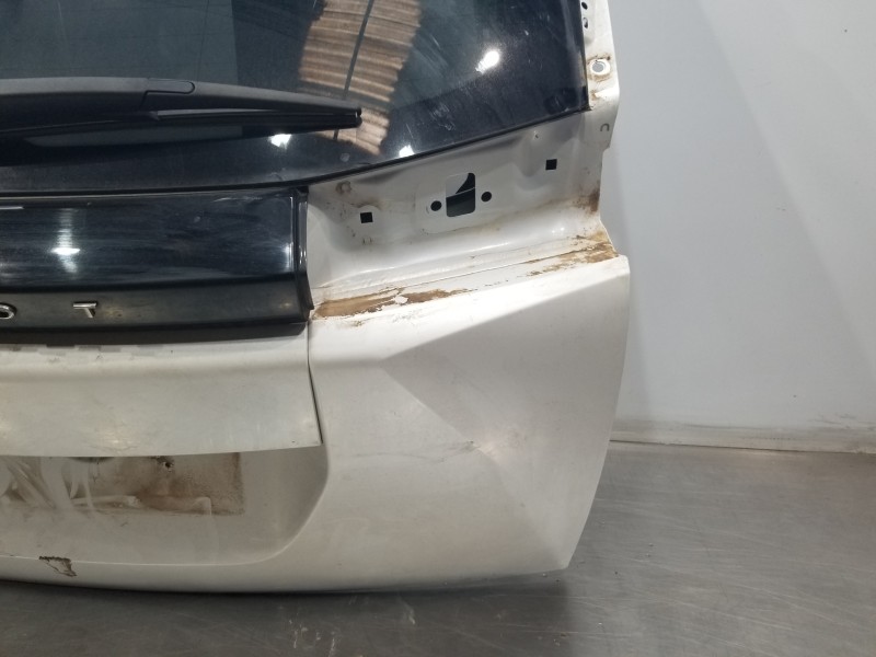 Recambio de porton trasero para peugeot 2008 (p2) allure puretech referencia OEM IAM 9831045880  