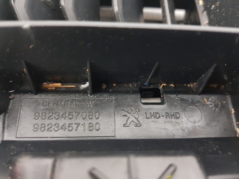 Recambio de mando climatizador para peugeot 2008 (p2) allure puretech referencia OEM IAM 98432306XU 9823457080 