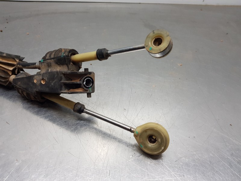 Recambio de varillaje cambio para peugeot 2008 (p2) allure puretech referencia OEM IAM 9845930080  