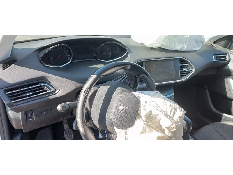 peugeot 308 del año 2018