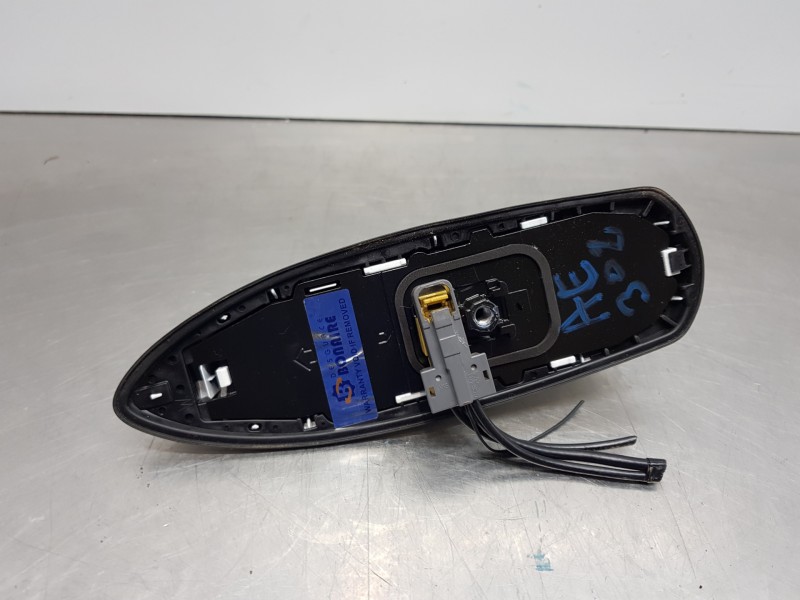 Recambio de antena para toyota corolla touring sports (e21) hybrid referencia OEM IAM 867600D010  