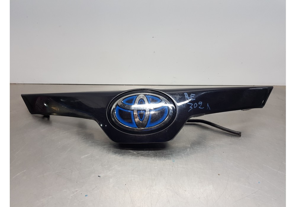 Recambio de rejilla delantera para toyota corolla touring sports (e21) hybrid referencia OEM IAM 5311102C81  