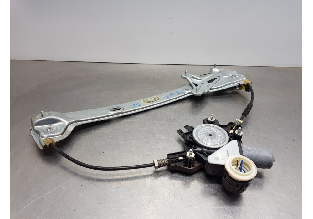 Recambio de elevalunas delantero izquierdo para toyota corolla touring sports (e21) hybrid referencia OEM IAM 6982002741  