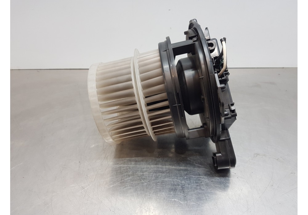 Recambio de motor calefaccion para toyota corolla touring sports (e21) hybrid referencia OEM IAM 87103F4020  