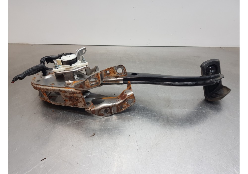 Recambio de pedal embrague para toyota corolla touring sports (e21) hybrid referencia OEM IAM 8951047040  