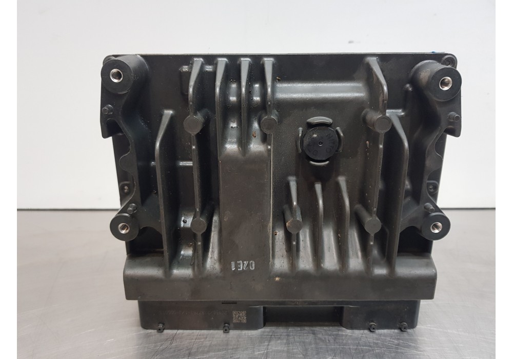 Recambio de centralita motor uce para toyota corolla touring sports (e21) hybrid referencia OEM IAM 896610ZU10  