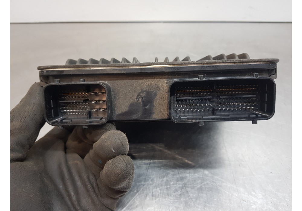 Recambio de centralita motor uce para toyota corolla touring sports (e21) hybrid referencia OEM IAM 896610ZU10  