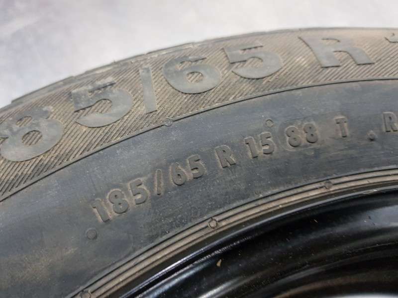 Recambio de neumatico repuesto para citroen c4 cactus shine referencia OEM IAM 2150750  