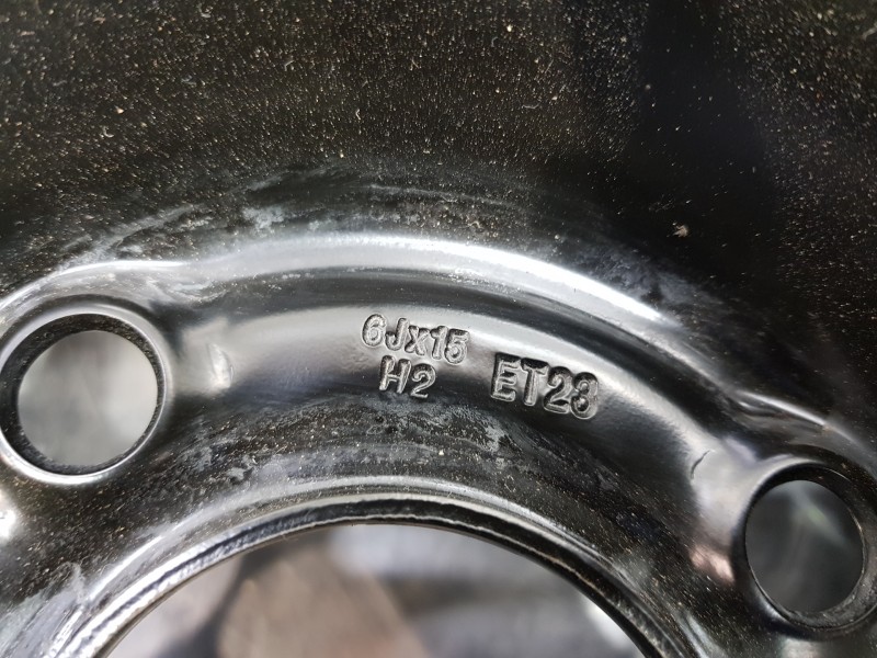 Recambio de neumatico repuesto para citroen c4 cactus shine referencia OEM IAM 2150750  