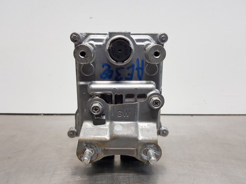 Recambio de modulo electronico para toyota corolla touring sports (e21) hybrid referencia OEM IAM 8957112010  