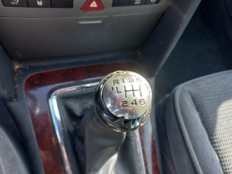 peugeot 407 sw del año 2004