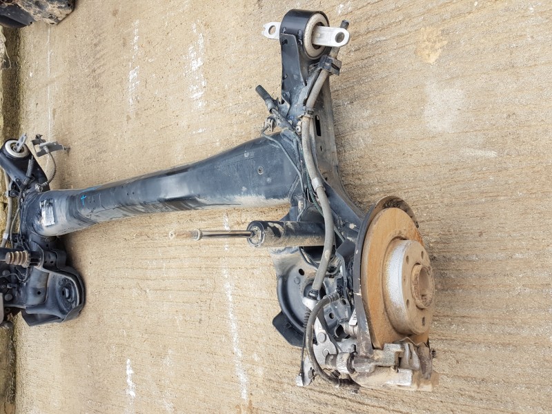 Recambio de puente trasero para peugeot 308 active referencia OEM IAM 1610186280  