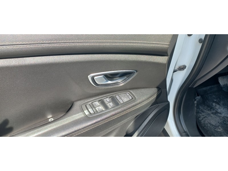 renault scenic iv del año 2019