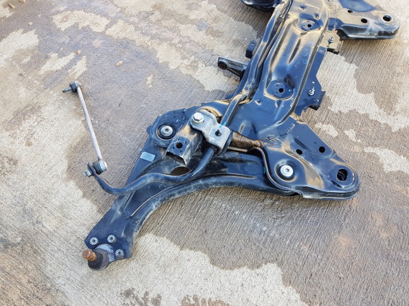 Recambio de puente delantero para citroen c4 cactus shine referencia OEM IAM 9808011780  