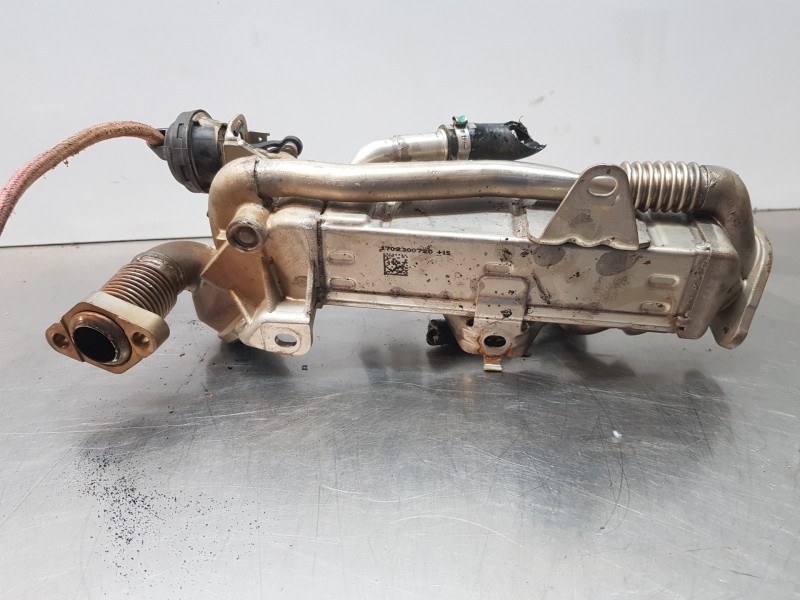 Recambio de enfriador egr para bmw x3 g01 xdrive referencia OEM IAM 11717102262 858045206 