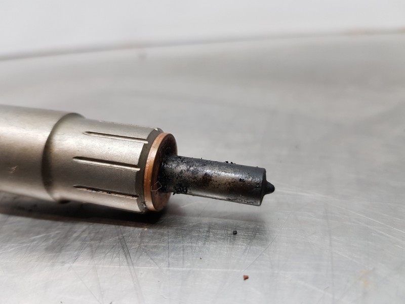 Recambio de inyector para bmw x3 g01 xdrive referencia OEM IAM 13538579236 8579236 