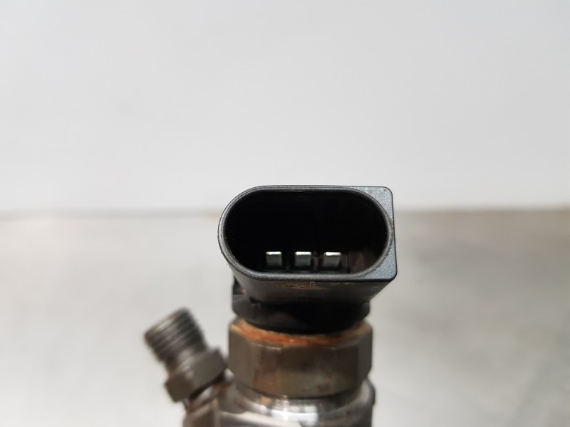 Recambio de inyector para bmw x3 g01 xdrive referencia OEM IAM 13538579236 8579236 