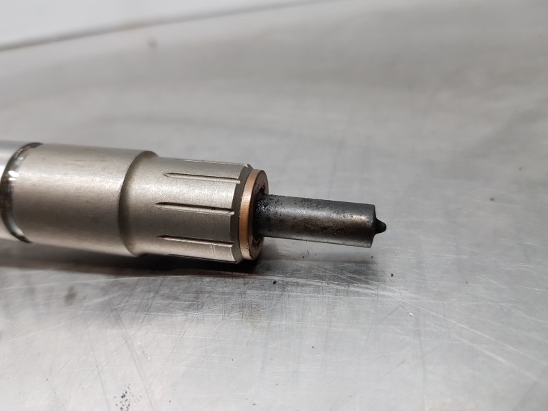 Recambio de inyector para bmw x3 g01 xdrive referencia OEM IAM 13538579236 8579236 