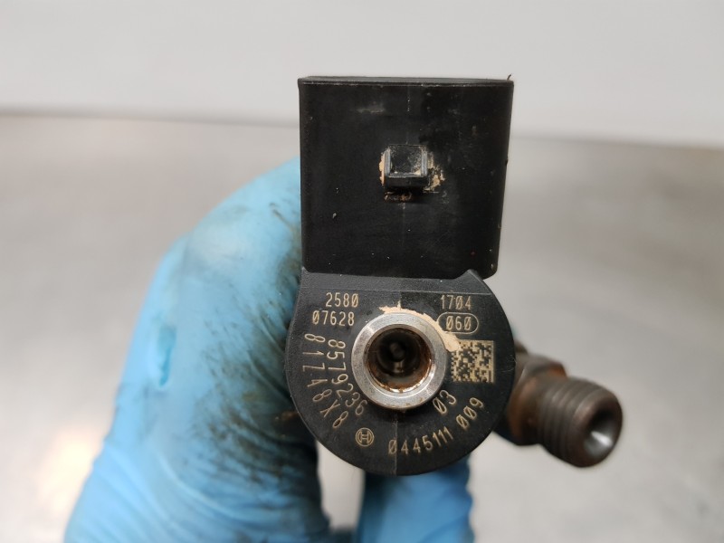 Recambio de inyector para bmw x3 g01 xdrive referencia OEM IAM 13538579236 8579236 