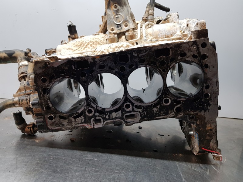 Recambio de bloque para bmw x3 g01 xdrive referencia OEM IAM 11005A12E98 B47D20B 