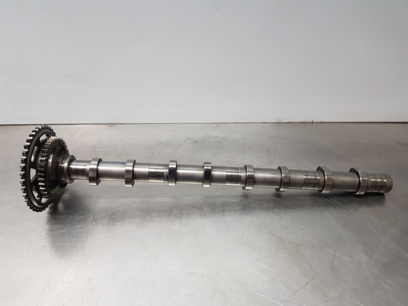 Recambio de arbol de levas para bmw x3 g01 xdrive referencia OEM IAM 11318575437  