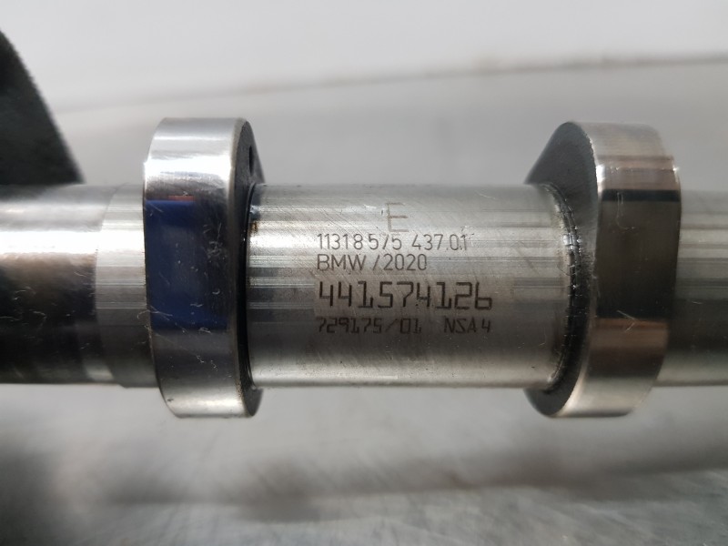 Recambio de arbol de levas para bmw x3 g01 xdrive referencia OEM IAM 11318575437  