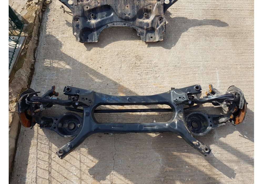 Recambio de puente trasero para toyota corolla touring sports (e21) hybrid referencia OEM IAM 5120602091  