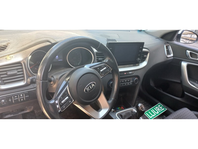 kia ceed sportswagon del año 2021