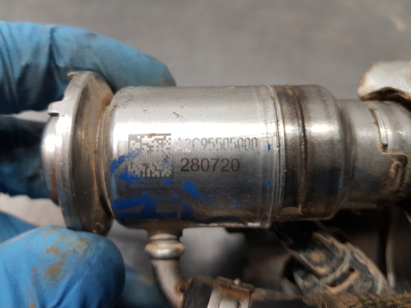 Recambio de inyector para bmw x3 g01 xdrive referencia OEM IAM A2C95505000  