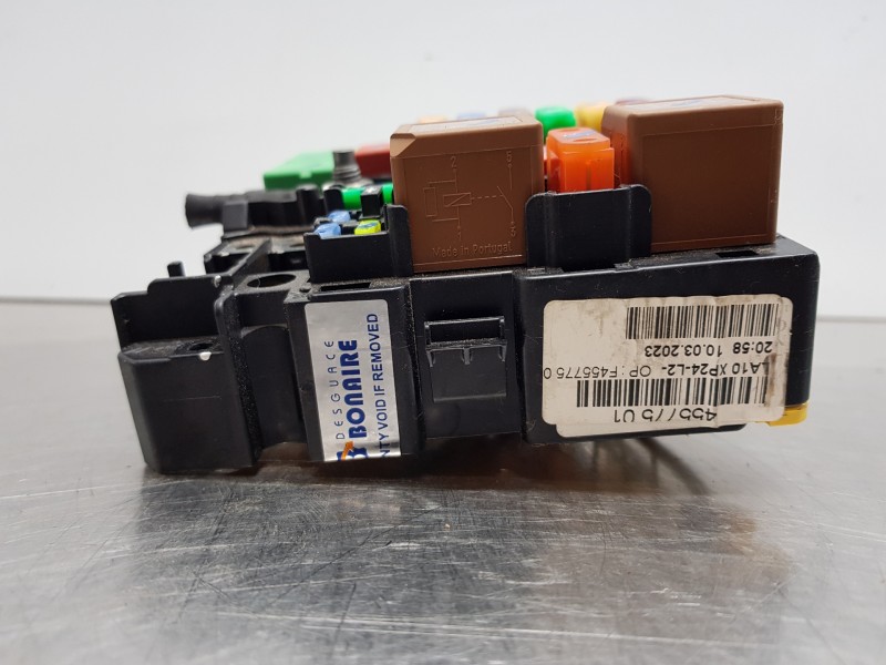 Recambio de caja reles / fusibles para peugeot 2008 (p2) allure puretech referencia OEM IAM 9804848480  