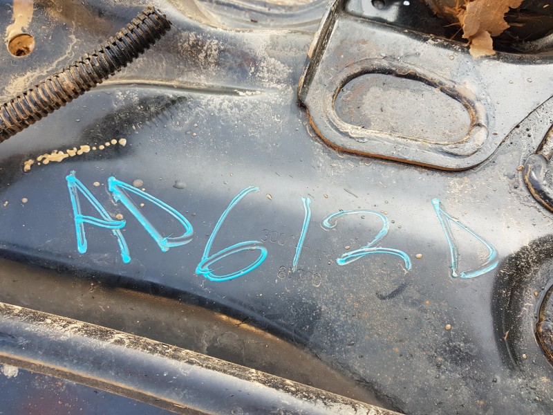 Recambio de puente delantero para citroen spacetourer autobus referencia OEM IAM 9839404980  